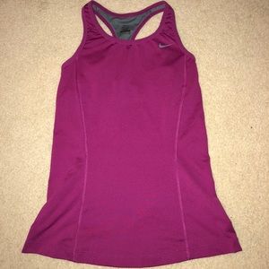 Nike training tank w/ shelf bra